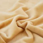 housse en velours couleur beige