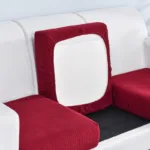 housse de canapé rouge avec coussin d'assise